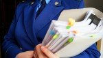 По иску прокурора Краснознаменского района на администрацию возложена обязанность выполнить ремонт в муниципальной квартире